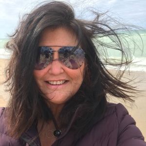 Meet your Posher, Teresa